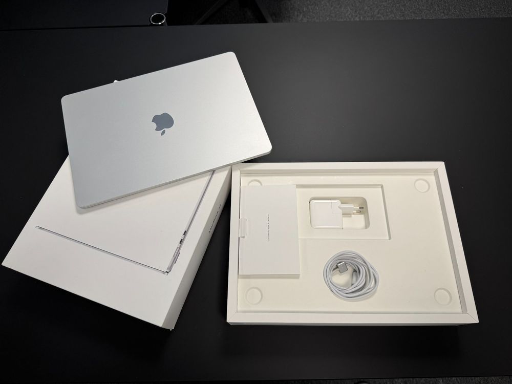 Apple Notebook: MacBook Air 15 M3 Chip, 16GB unified memory, 512GB SSD – Usato da Birsfelden venduto da MaKu4058 2