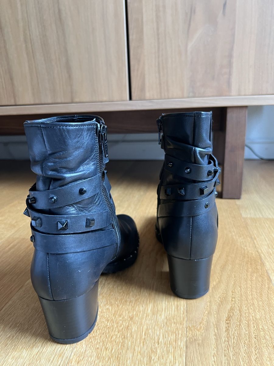 Gabor Scarpe da donna: Gabor Ankle Boot schwarz 35.5 – Usato da Luzern venduto da Cilzel 3