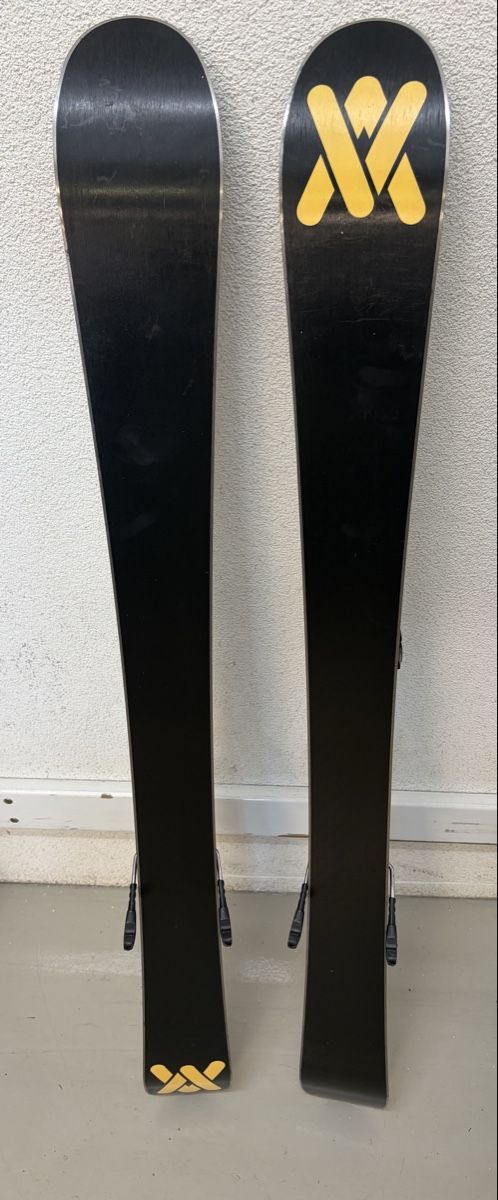 Völkl Skis: Ski Freestyle Wölkl 118 cm – Gebraucht aus Horw von taskinardi 1