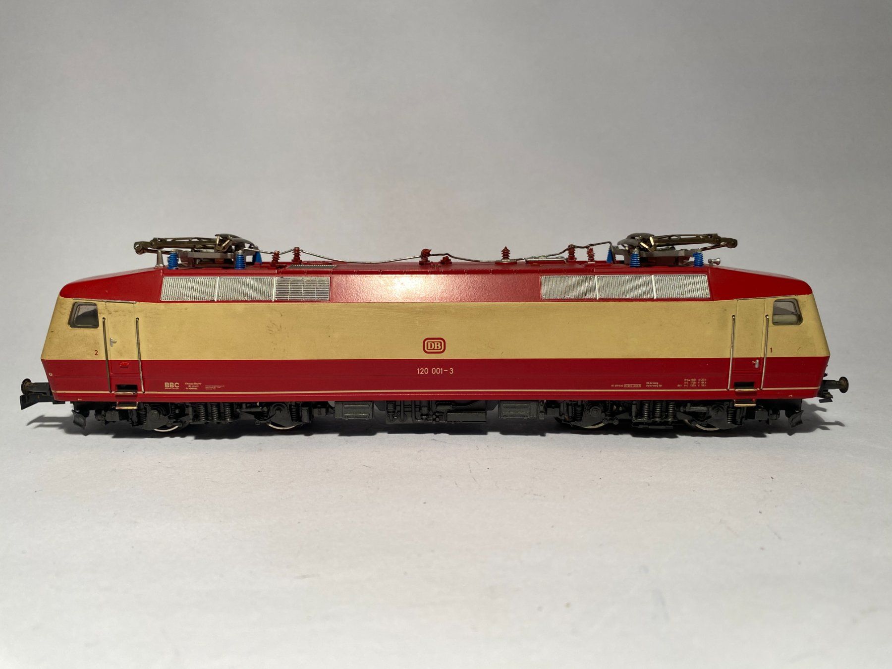 Märklin Modellini di ferrovie: Märklin E-Lok DB Br 120 001-3, AC Analog – Usato da Buchrain venduto da Modellbahn11 1