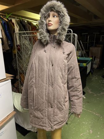 Laura Kent Winterjacke Gr. 48 mit Kapuze Kunstfell