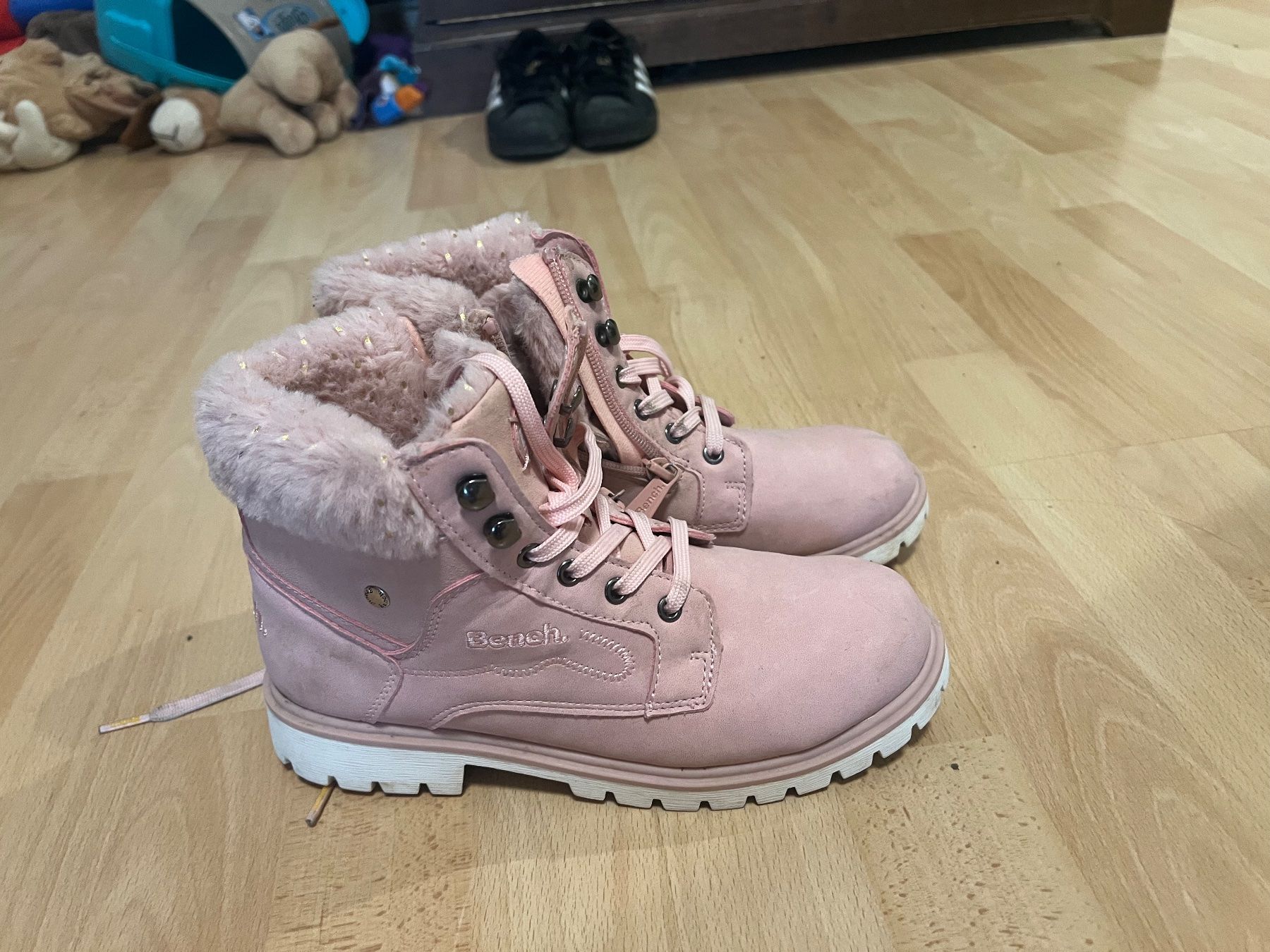 Scarpe per ragazze: Pinke Bench Schuhe – Usato da Bülach venduto da leo_ftv8 1