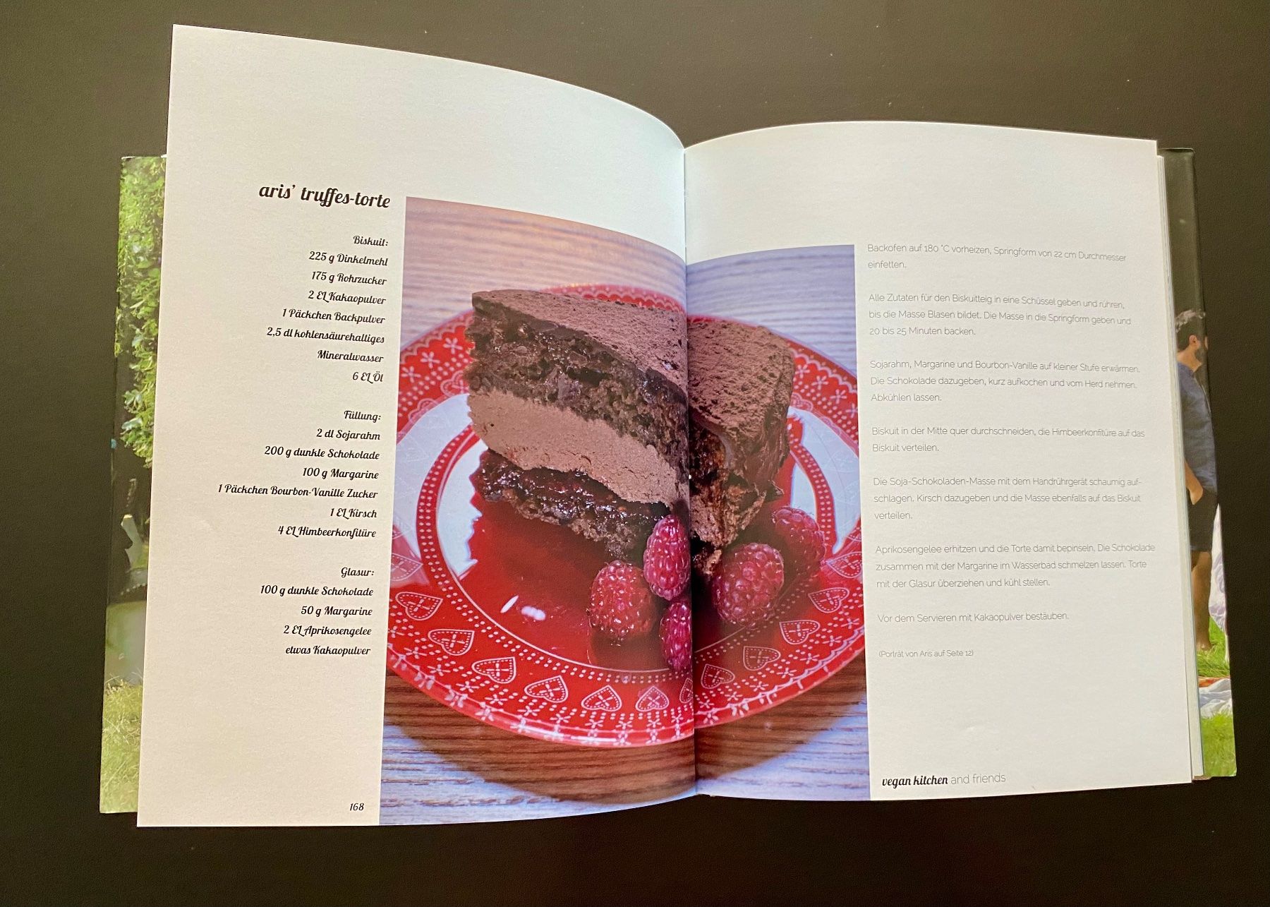 Libri: VEGAN KITCHEN AND FRIENDS / KOCHBUCH / DEUTSCH – Usato da Nussbaumen AG venduto da schuba2000 5
