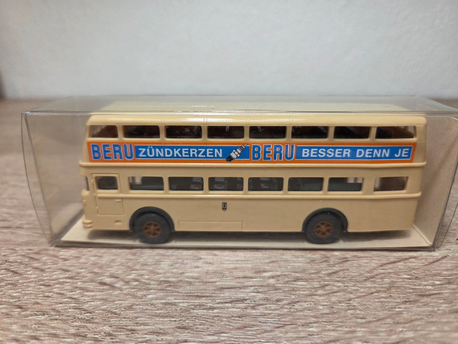 Wiking Modellini d'auto: Wiking 720/129 Bus H0 – Nuovo e nell'imballaggio originale da St-Aubin-Sauges venduto da Lo_Go