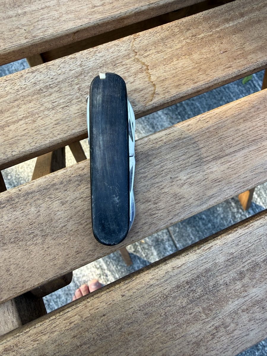 Victorinox Taschenmesser: Victorinox Sackmesser 84  Horn ? – Gebraucht aus Schupfart von 1.TopAngebote 1
