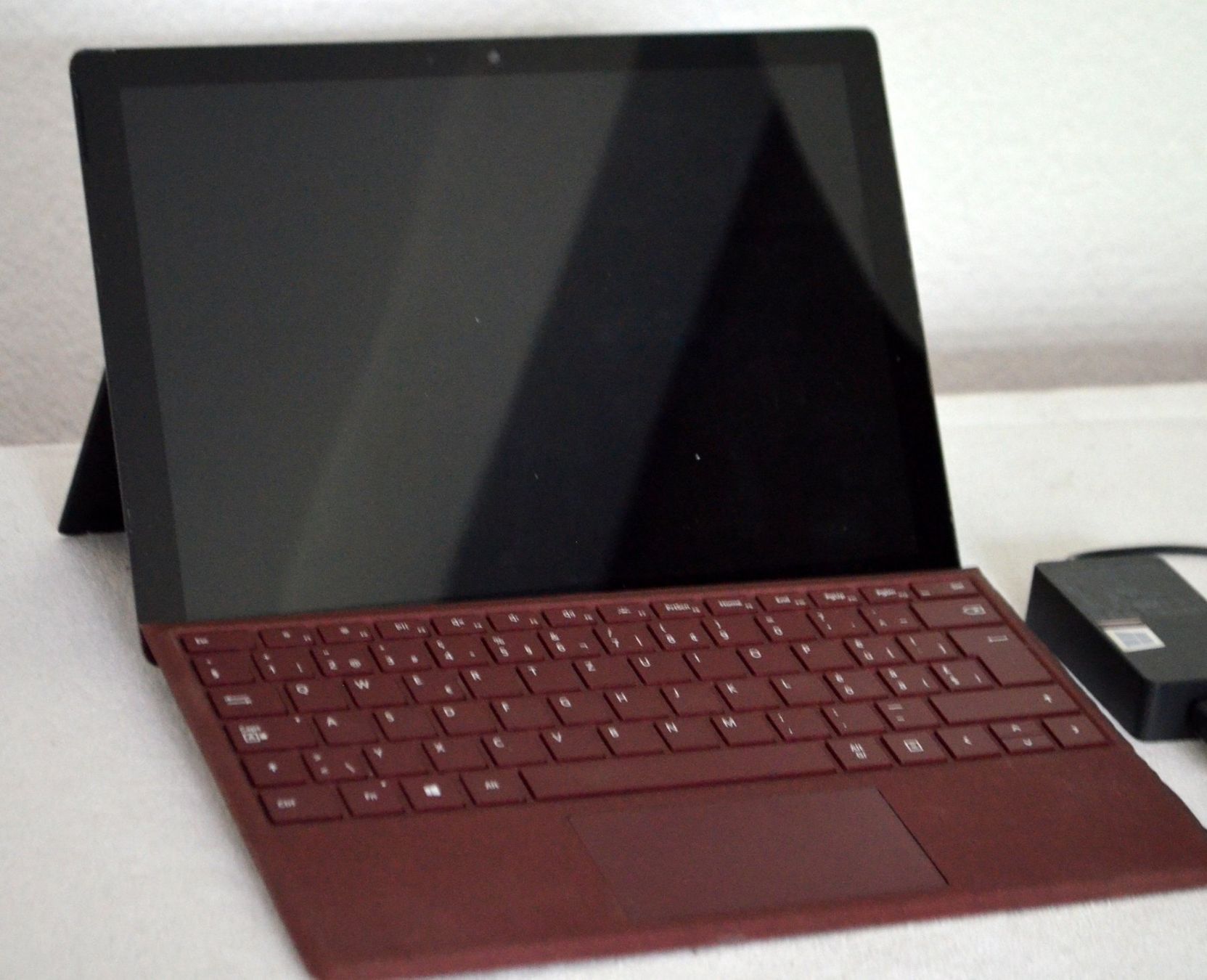 Microsoft Tablettes PC: Microsoft Surface Pro 5 Gen. 1796 128Gb – D'occasion à Collonges par arashee 1