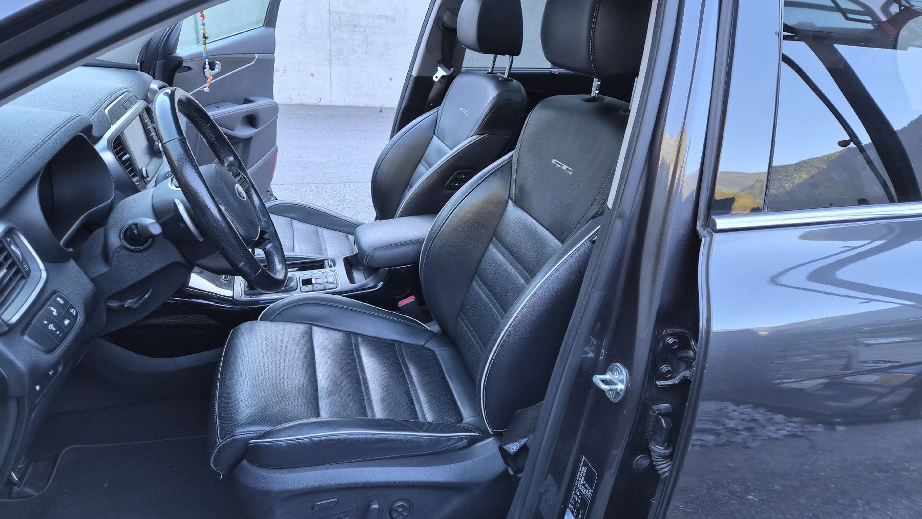 Kia Automobili: KIA Sorento 2.2 CRDi Style 7Places – Usato da bovernier venduto da audiman1 5