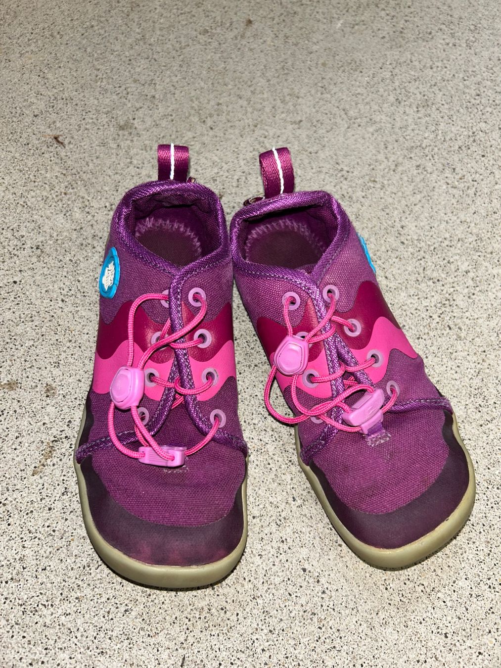 Affenzahn Schuhe für Jungen: Affenzahn Sneaker 28 in rosa – Gebraucht aus Safenwil von 2hand_aber_wertvoll