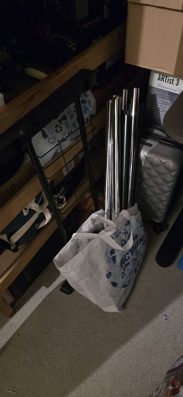 Ikea Porte manteau: 2 IKEA Garderobe  – D'occasion à Meilen par Roobiedoobie 2