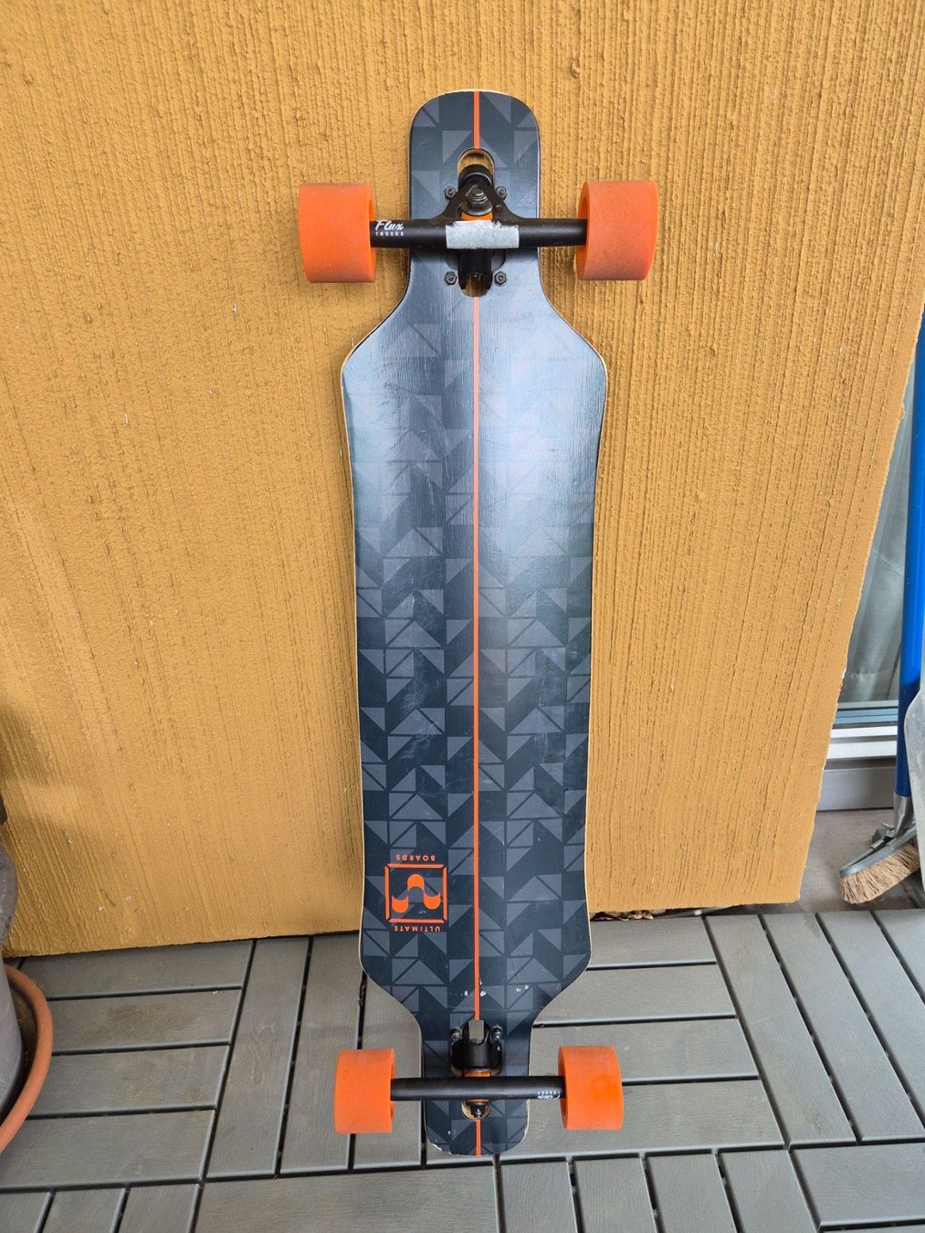 Skateboards: Ultimate Longboard – Gebraucht aus Zürich von Benibas 1