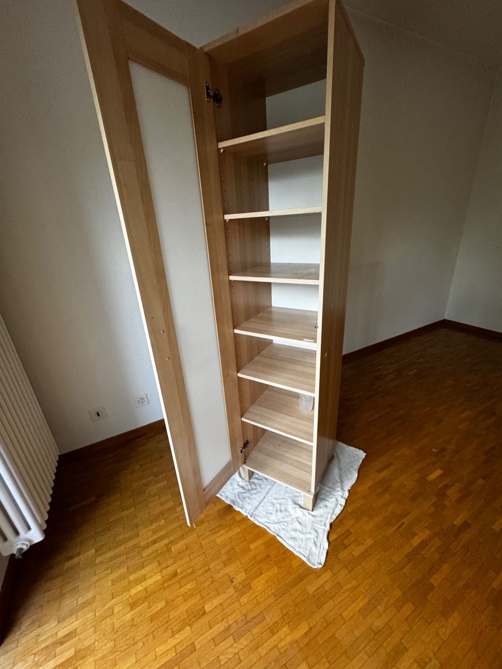Ikea Armadi: UPDATE SCHÄDEN! Schrank Breite 40 cm – Usato da Urdorf venduto da jojojaja 1