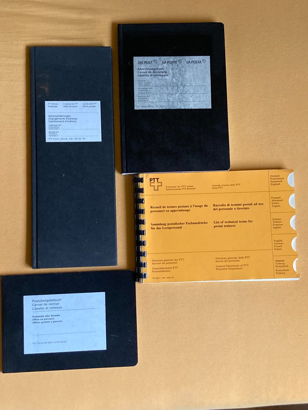 Alle Briefmarken: PTT - alte Formular-Bücher ungebraucht! – Gebraucht aus Buchrain von Blochha