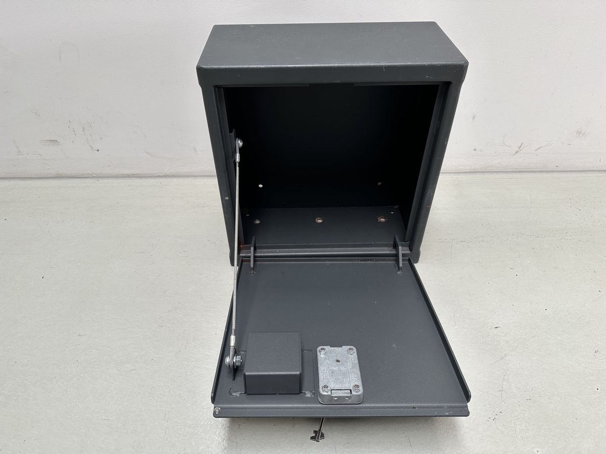 Casseforti: Tresor Kassete Safe – Usato da Alpnach-Dorf venduto da Skai0 2