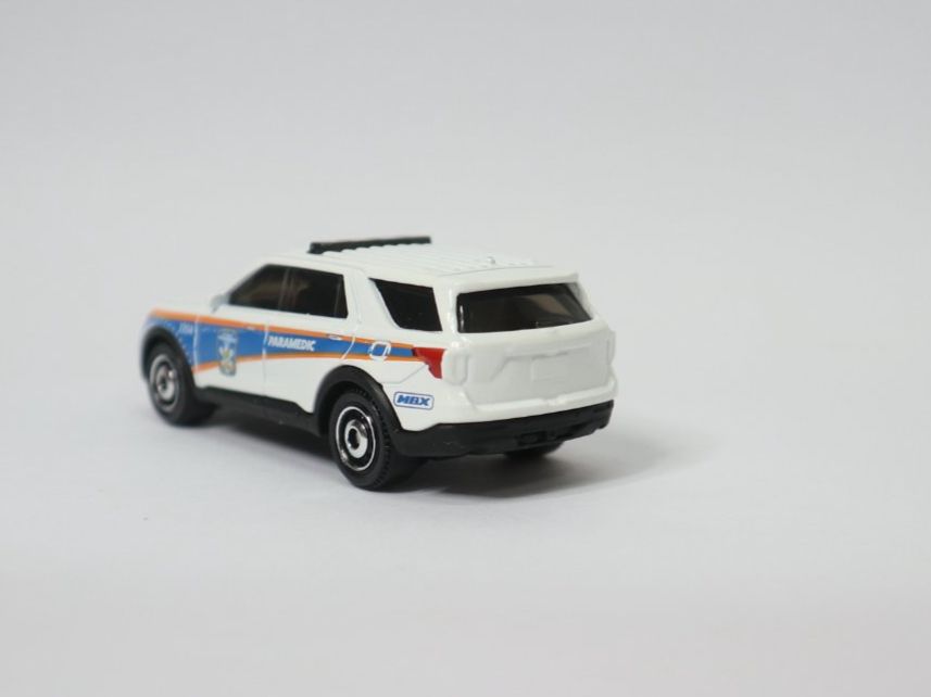 Matchbox Modellini d'auto: Matchbox Ford Police Interceptor Utility Polizei Paramedix – Nuovo e nell'imballaggio originale da Eschenbach SG venduto da Astalavista 2