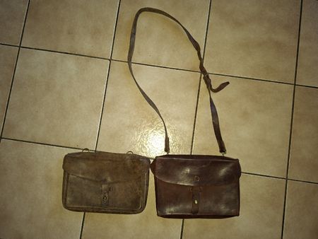 Zwei antike Schweizer Armee Militär Ledertaschen