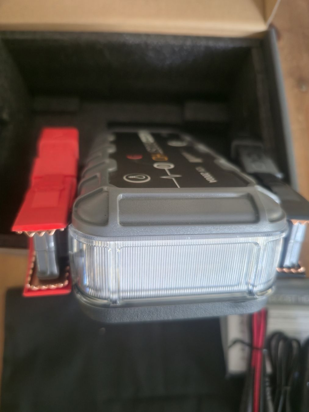 Noco Caricabatterie: Chargeur démarreur NOCO GB70 2000A Lithium-ion – Nuovo (secondo la descrizione) da Courtion venduto da RuiBraga 2