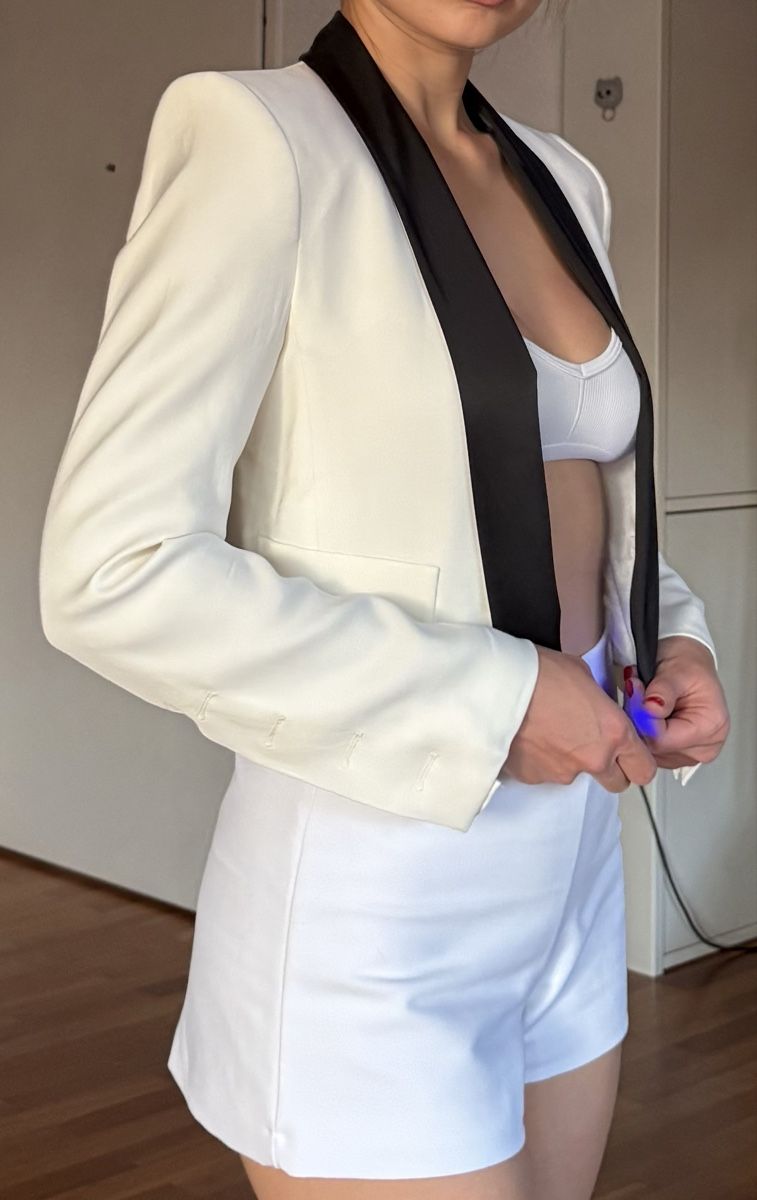 Zara Giacche: Chic White Cropped Blazer with Black Lapels - Size S – Nuovo (secondo la descrizione) da Zürich venduto da eli_t8nw 2