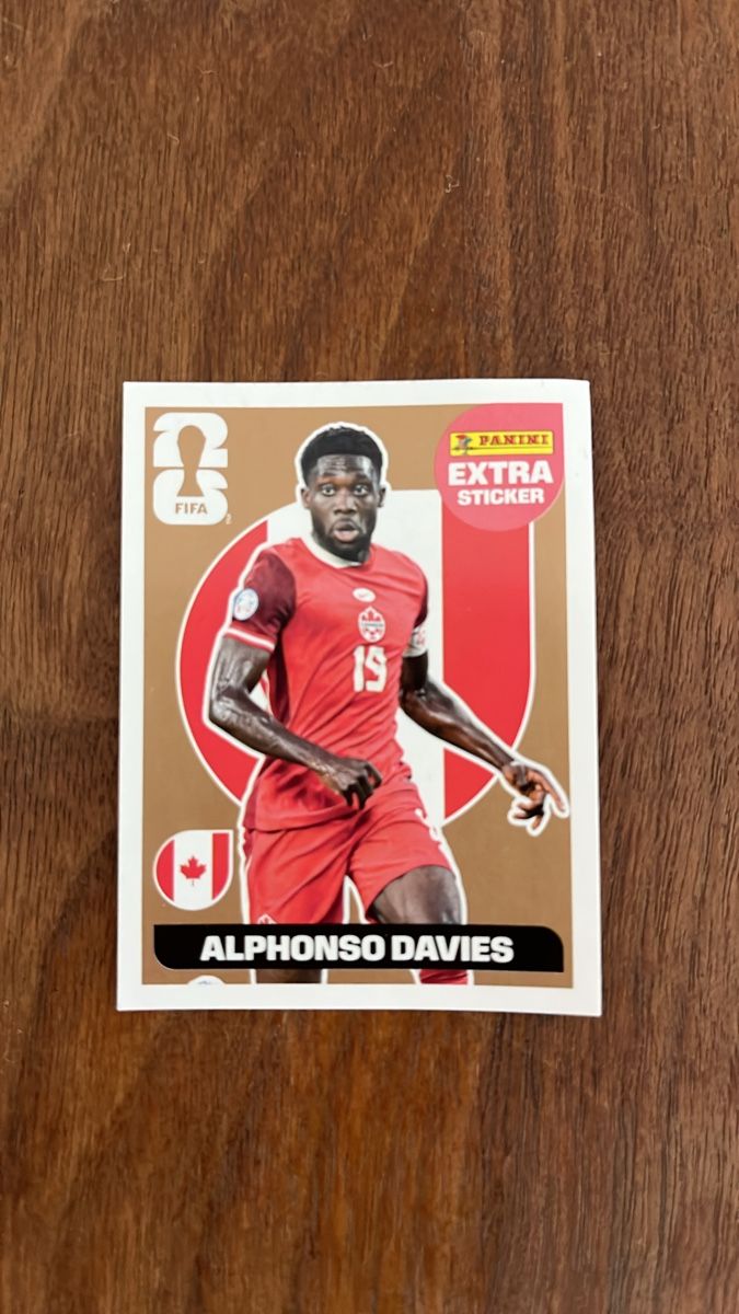 Panini Carte collezionabili: Panini WM 2026 Extra Sticker Alphonso Davies Bronze – Nuovo (secondo la descrizione) da Schüpfen venduto da Roller213