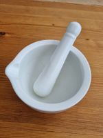 Mörser & Stössel aus Porzelan, DM:12cm von Maxwell Williams