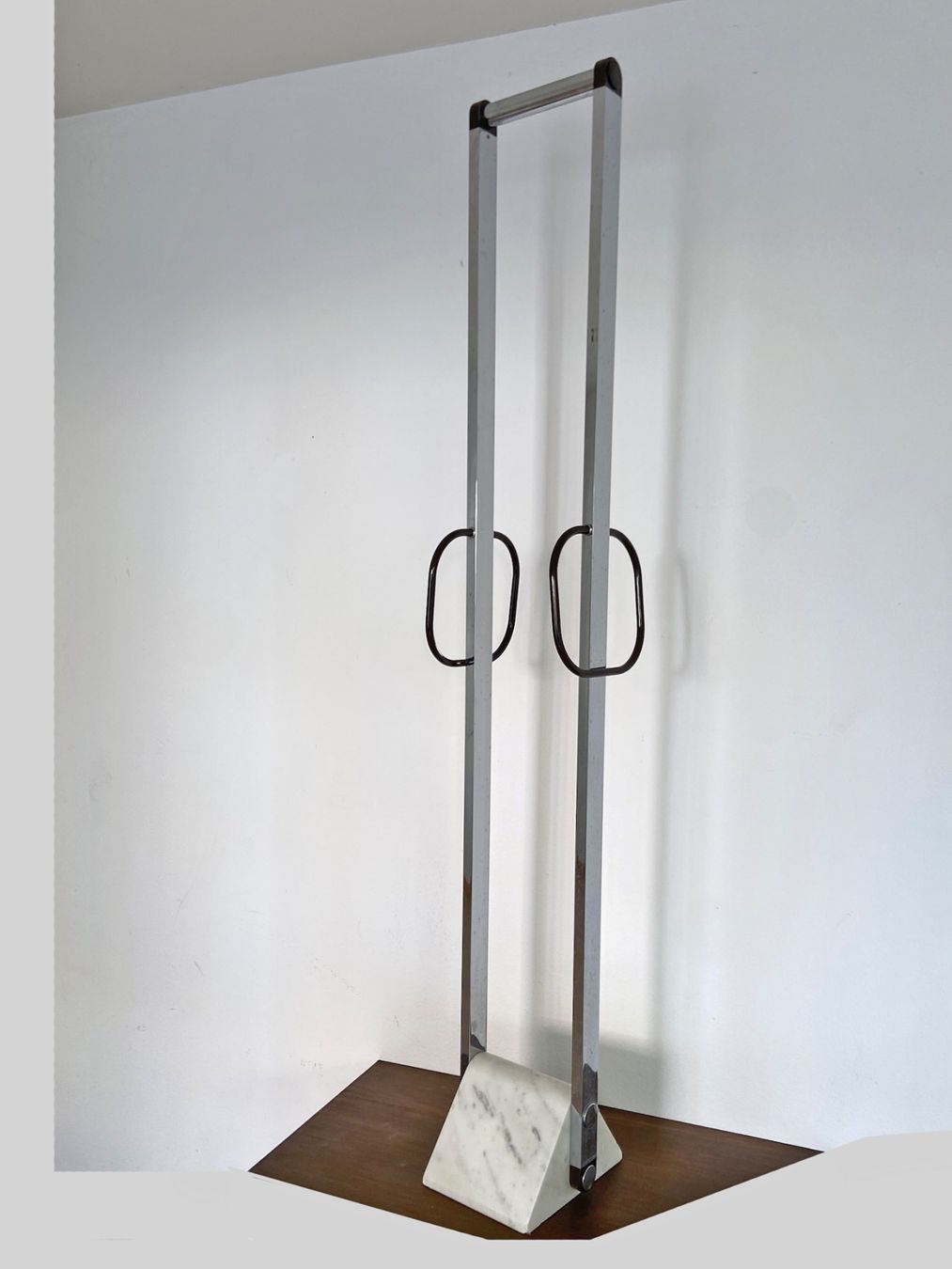 Garderobe: 🟢   Garderobe - Space Age Stil 1970 – Gebraucht aus Zürich von trashtussi 1