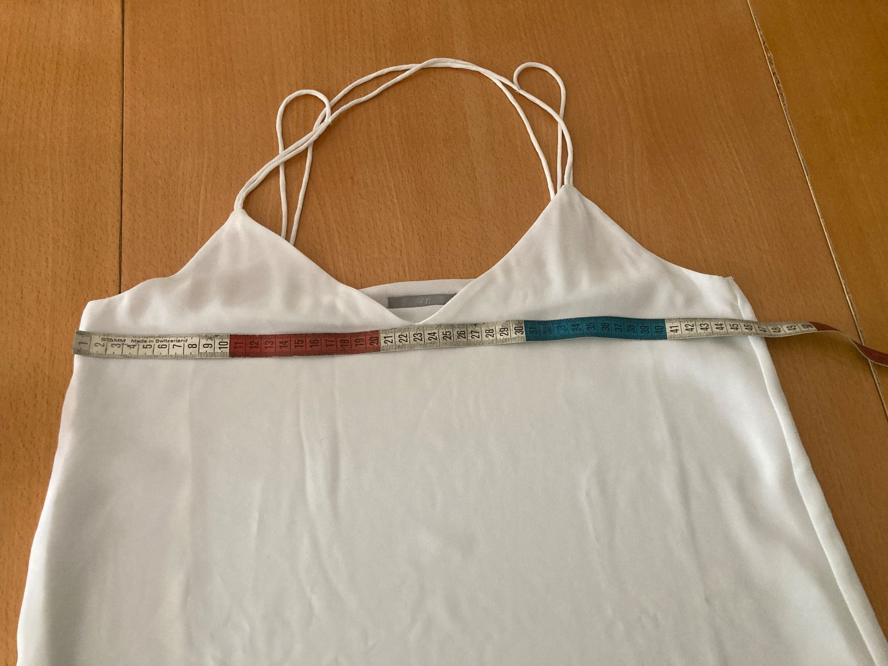Tops: Top Träger-Shirt Weiss Grösse 38 – Gebraucht aus Gelterkinden von froggy80 3