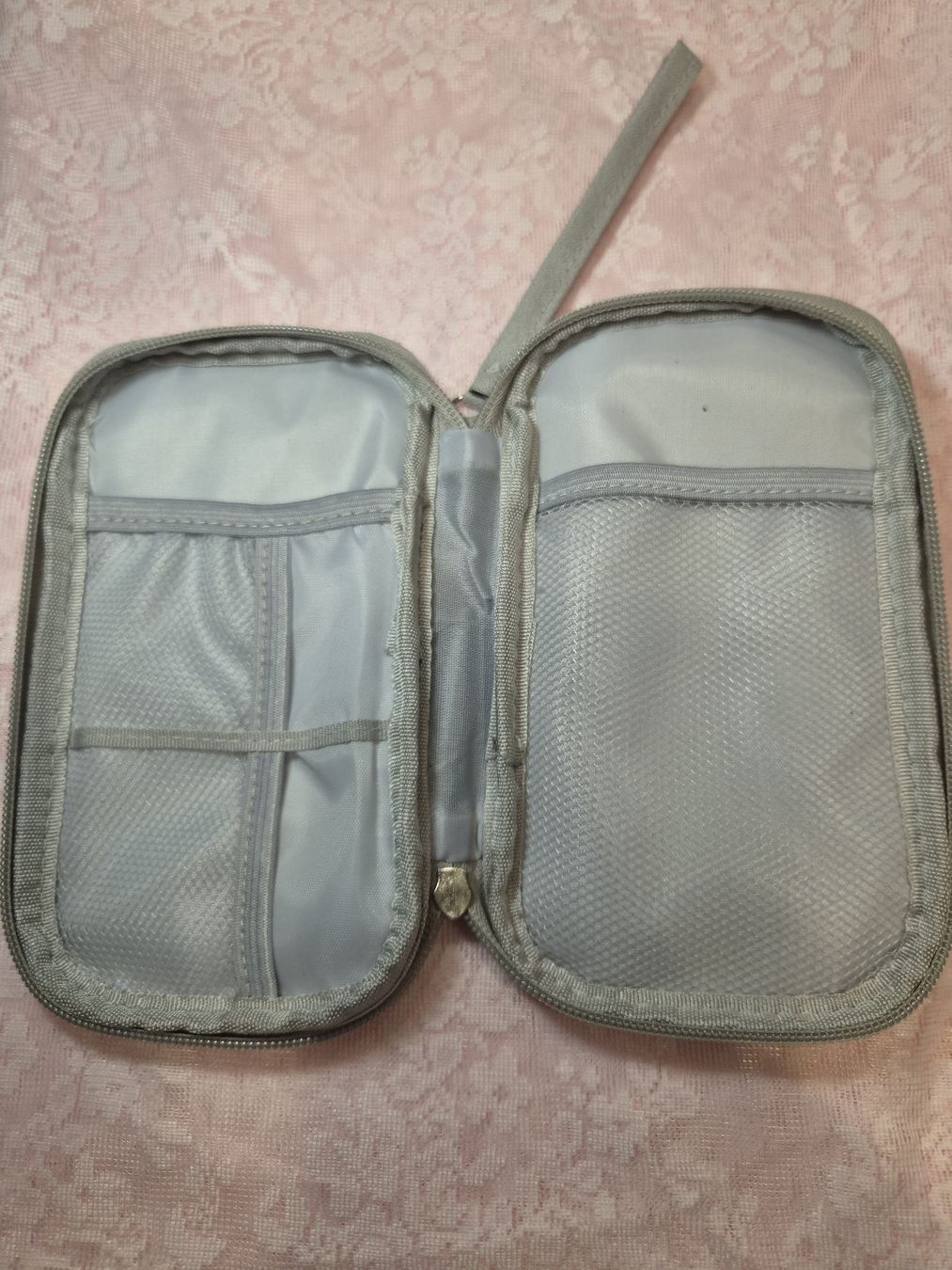 Caricabatterie: Chargers Case – Nuovo e nell'imballaggio originale da Thun venduto da inuyasha93 1