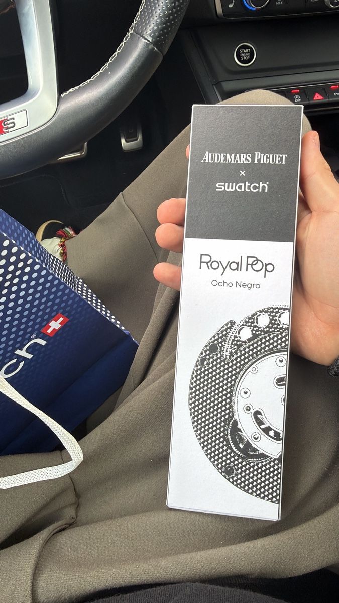 Swatch Uhren: Audemars Piguet X Swatch Ocho Negro – Neu und originalverpackt aus Yverdon-les-Bains von ioustock 1