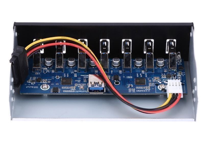 Hub & Switch: USB 3.0 7-Port-Frontplatten-Hub – Nuovo e nell'imballaggio originale da Unterägeri venduto da RmOnline 1