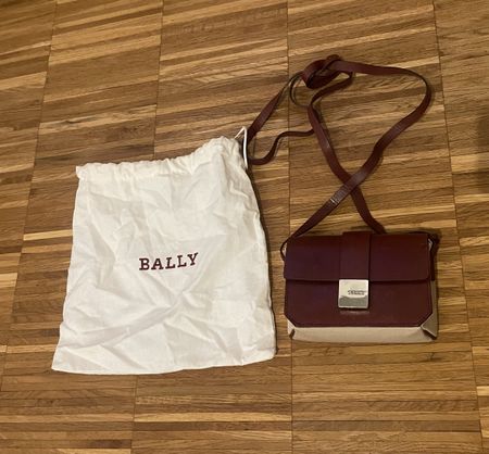 Bally Umhängetasche Leder und Canvas braun beige kompakt