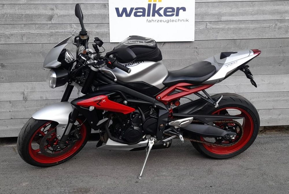 TRIUMPH STREET TRIPLE 675 RX (Gebraucht) in Naters für CHF 3750 – nur ...