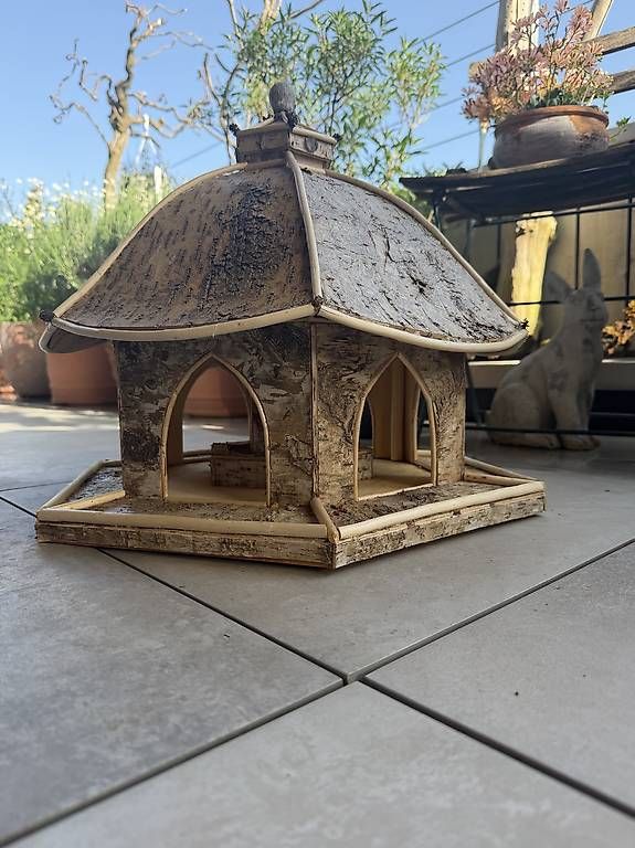 Petites maisons à oiseaux: Futterhaus für Vögel – D'occasion à Wigoltingen par SANDROPAL 1