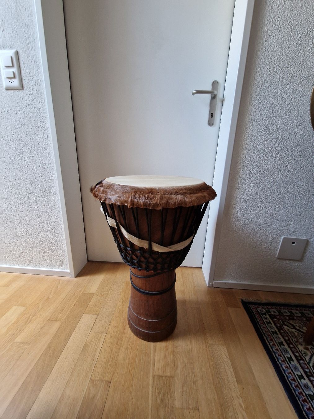 Strumenti musicali: Djambe – Usato da Hittnau venduto da Fahrenheit2015