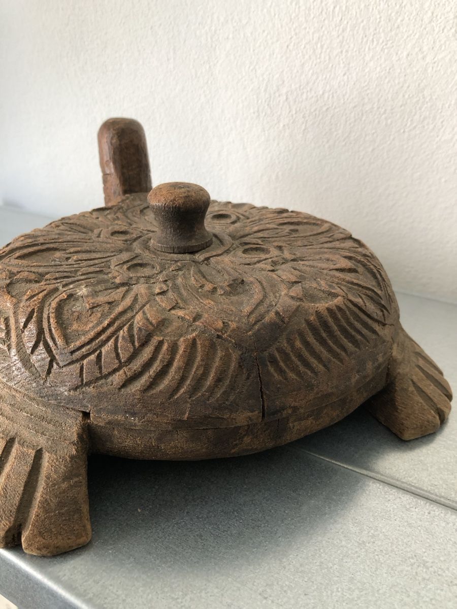 Sculture & Statue: Asiatika Volkskunst geschnitztes Schildkrötenobjekt – Usato da Basel venduto da Amechan. 6