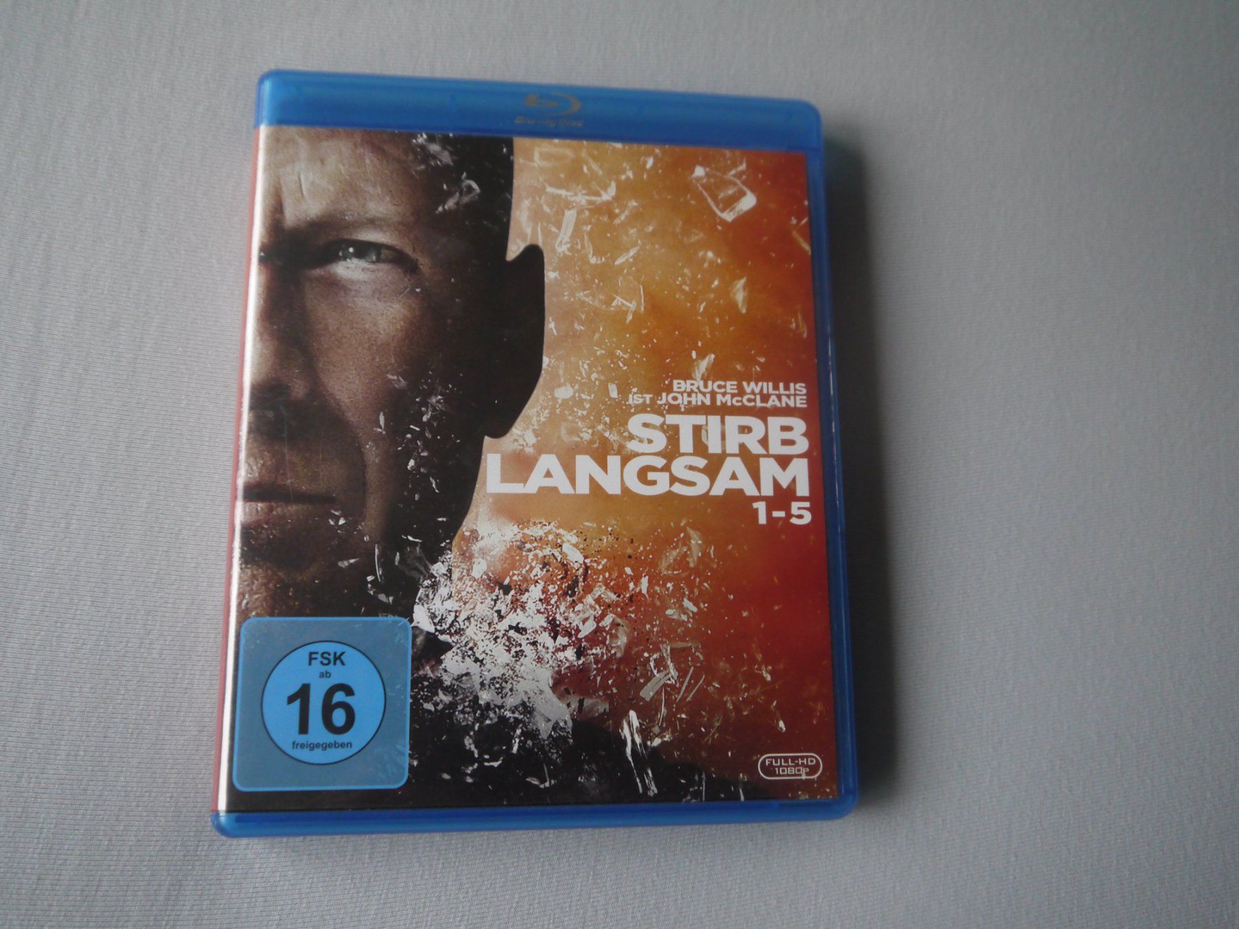 Tutti i DVDs: STIRB LANGSAM- Collection 1 - 5 - Bruce Willis – Usato da Hagendorn venduto da Blaf