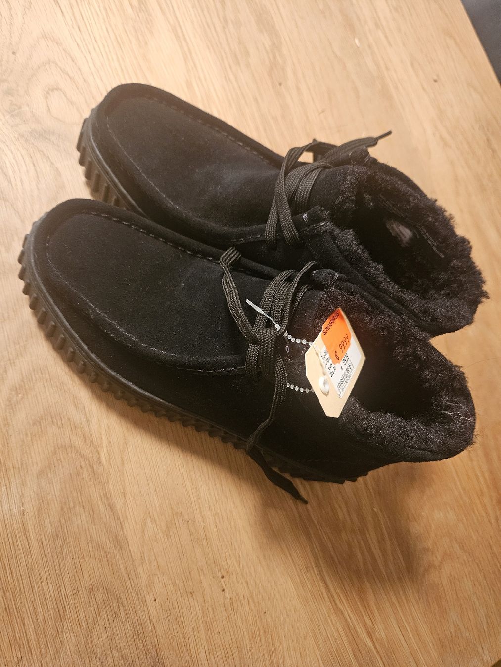 Clarks Damenschuhe: Clarks Torhill Moss – Neu und originalverpackt aus Seewen SZ von nad_gm7q 3