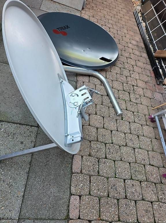 Satellitenschüssel: SATELITESCHÜSSEL – Gebraucht aus Bremgarten bei Bern von ser_2hjg 1