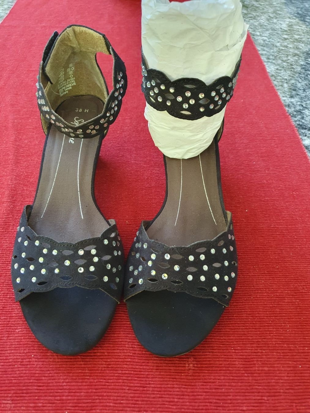 Tamaris Damenschuhe: Sandalen – Gebraucht aus Trimbach von Empire04