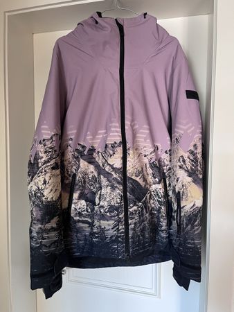 Skijacke Völkl mit Bergmotiv Grösse S-M 38 lila schwarz