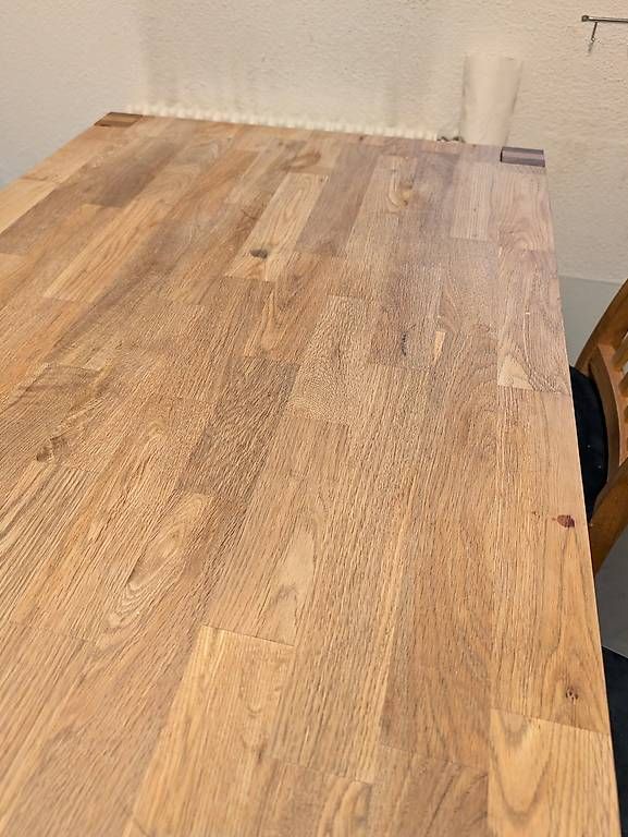 Tische: Bartisch inkl. 4 passende Stühle – Gebraucht aus Winterthur von zindabad 3