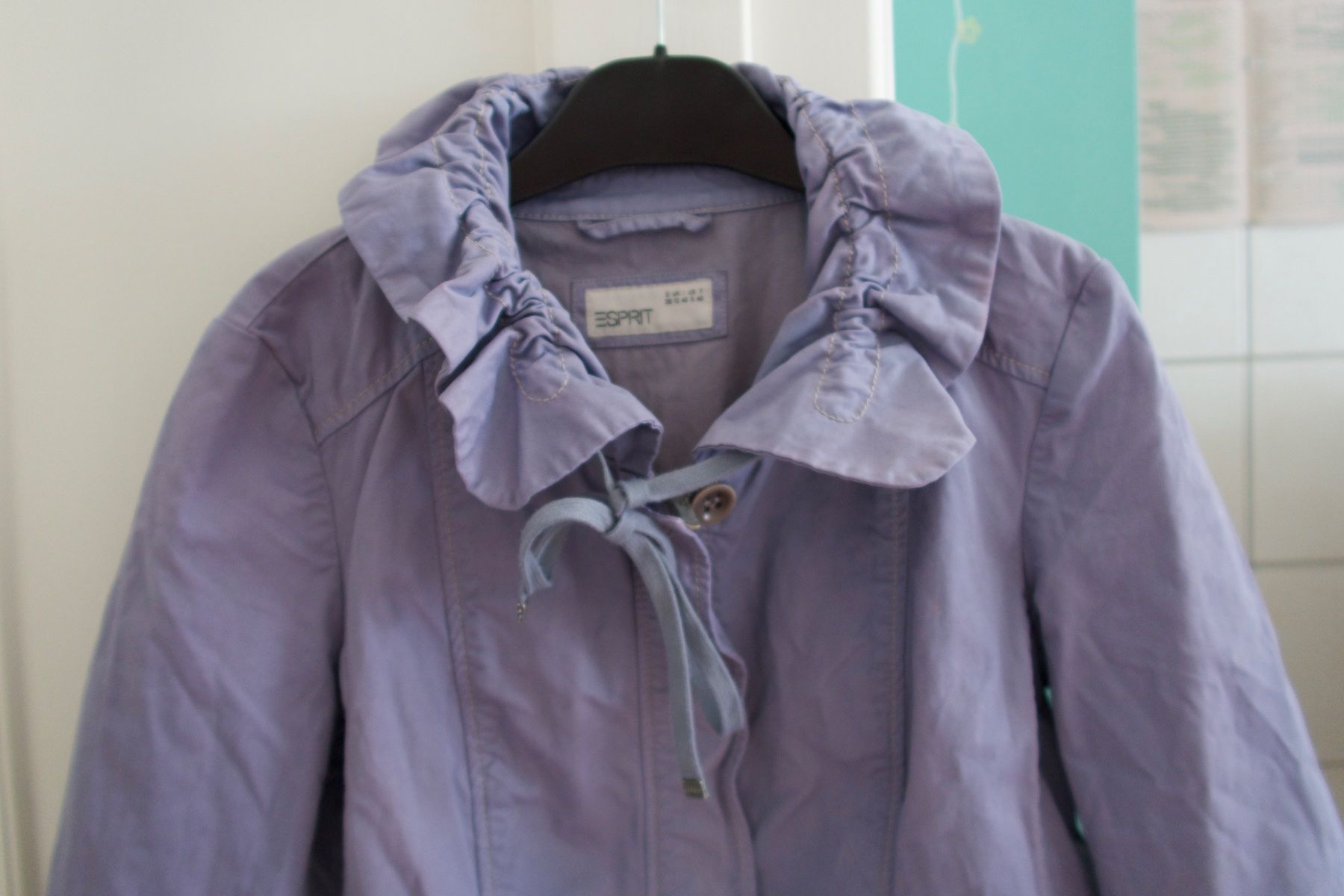Esprit Giacche: ESPRIT - Veste gris/bleu - 36/38 – Nuovo (secondo la descrizione) da Lausanne venduto da Etoile96