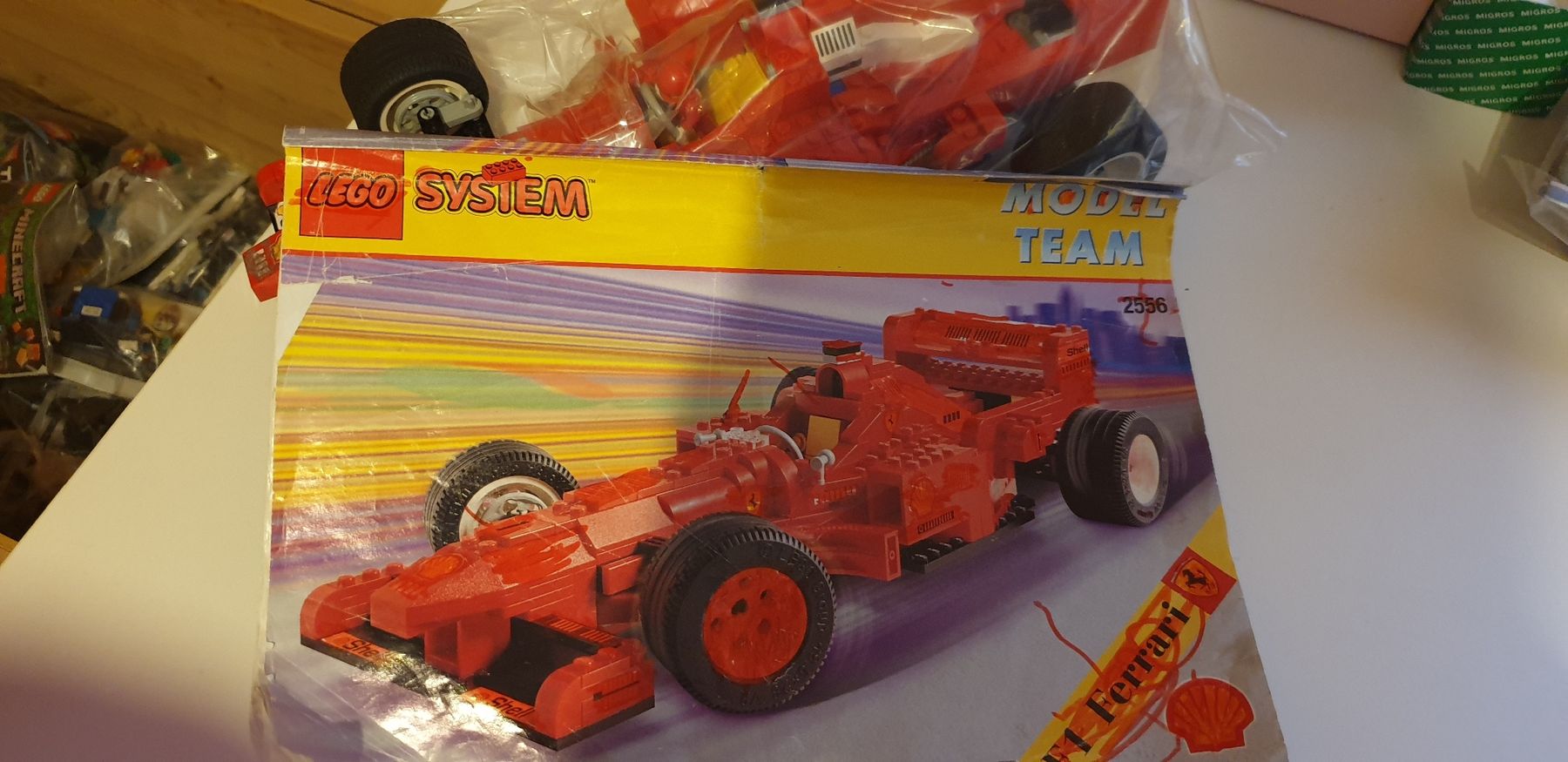 Lego Spielzeuge: Lego Ferrari – Gebraucht aus Teufen AR von Nepi2