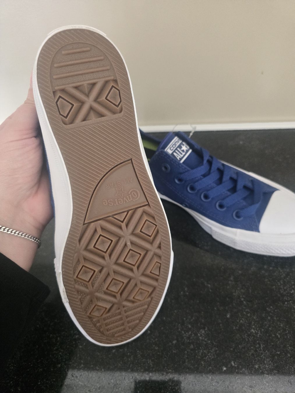 Converse Scarpe da uomo: Converse blau/weiss Gr. 37 - NEU – Nuovo (secondo la descrizione) da Hägglingen venduto da Raff_Ella 4