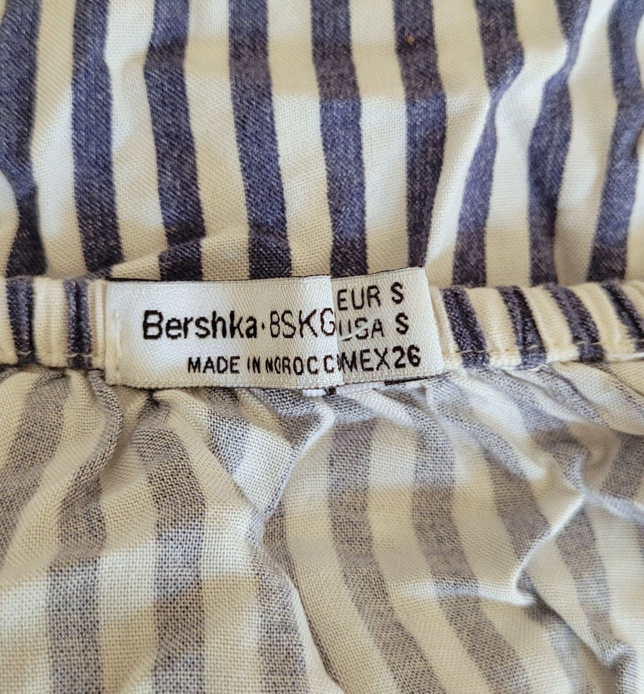 Bershka Top: BERSHKA Top gestreift Gr. S – Usato da Füllinsdorf venduto da Sunnebliemli7 4