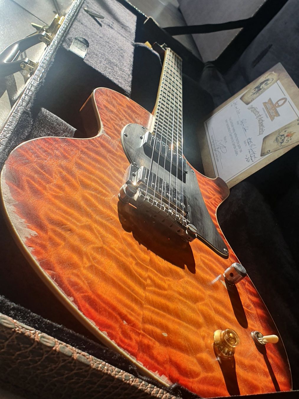 Strumenti musicali: Gamble Guitars Rockfire Custom aged, Fingerboard neu, top – Nuovo (secondo la descrizione) da Eglisau venduto da Flying-V 1