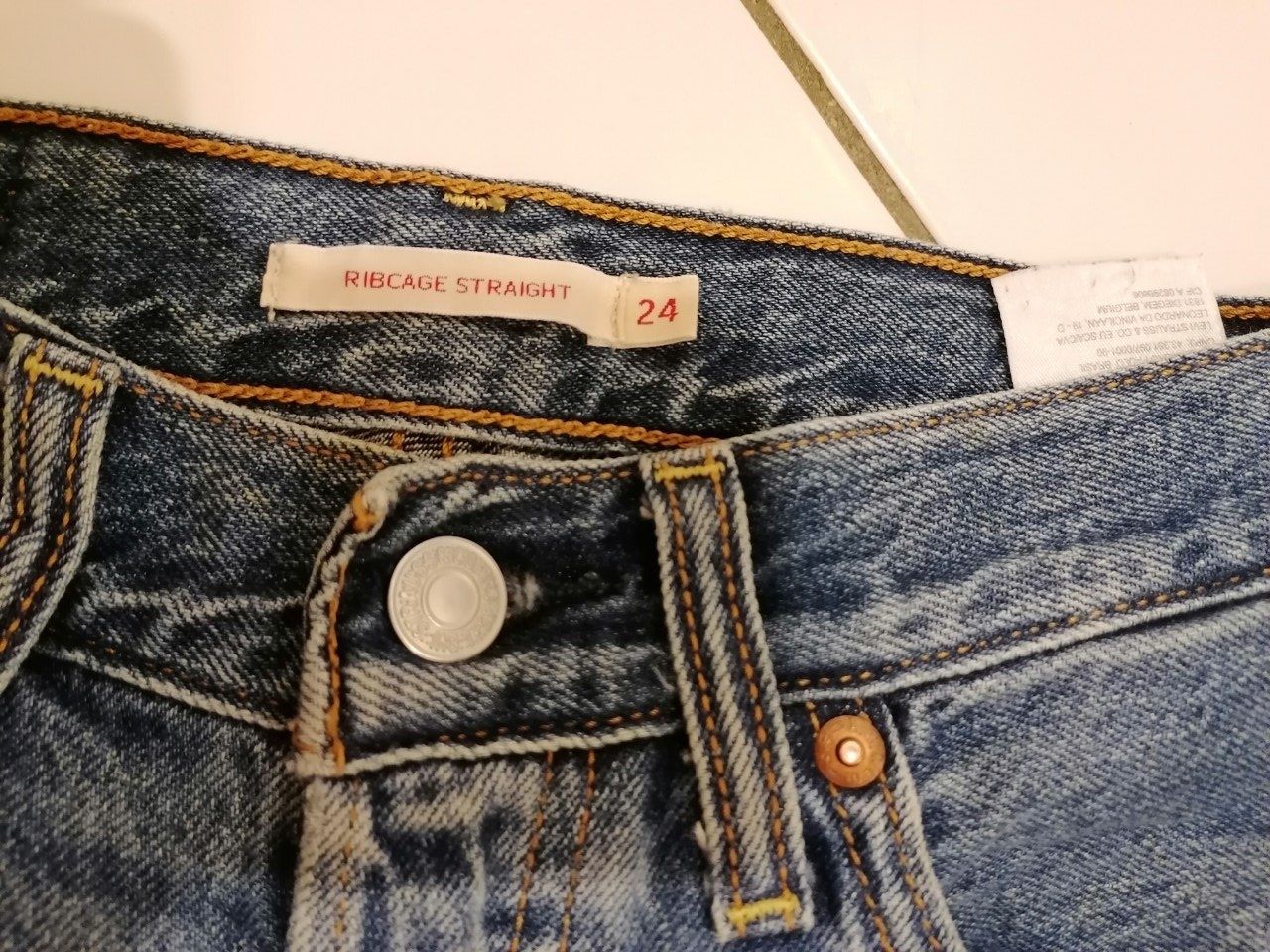 Levi's Jeans: Jeans Levi's W24 L27 – D'occasion à Ste-Croix par Sporchet 6