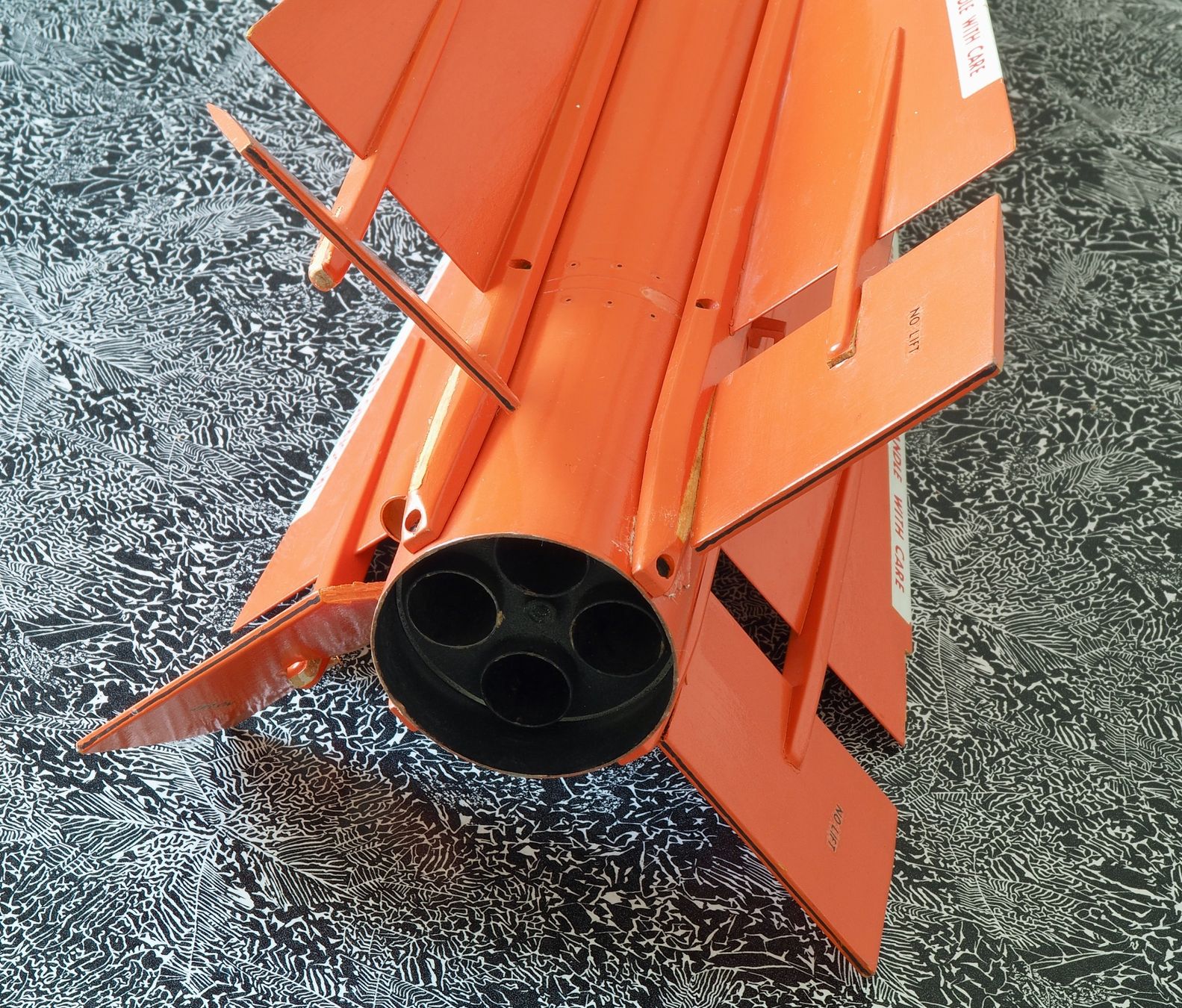 Kit di modellismo & Modellini statici: Modellrakete einer AIM-4E FALCON (1958) – Usato da Unterentfelden venduto da Organized 4