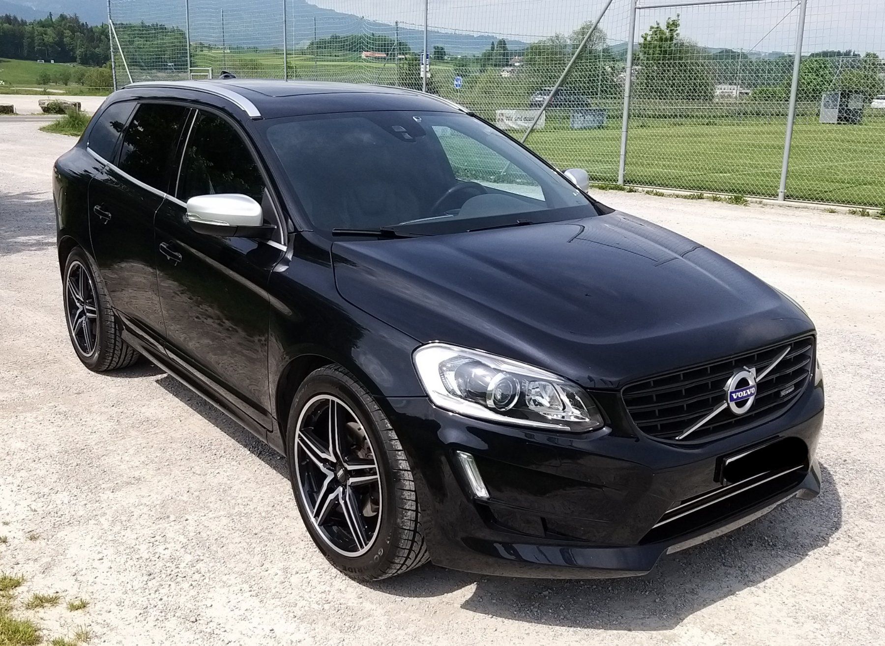 Volvo Automobili: Volvo XC60 T6 R-Design Heico – Usato da Steffisburg venduto da Rasch10