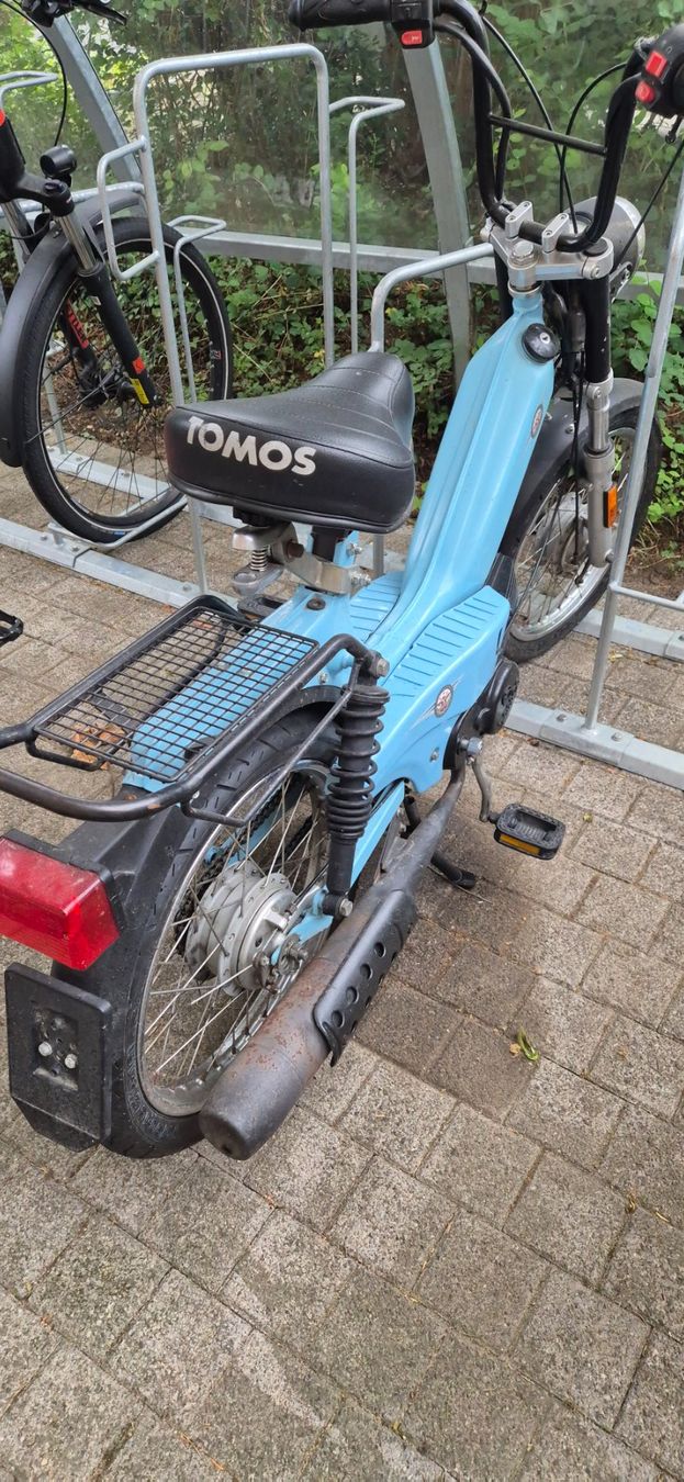 Tomos Ciclomotori: Mofa Tomos Classic mit Anhänger – Usato da Thalwil venduto da Zuegellisi 3