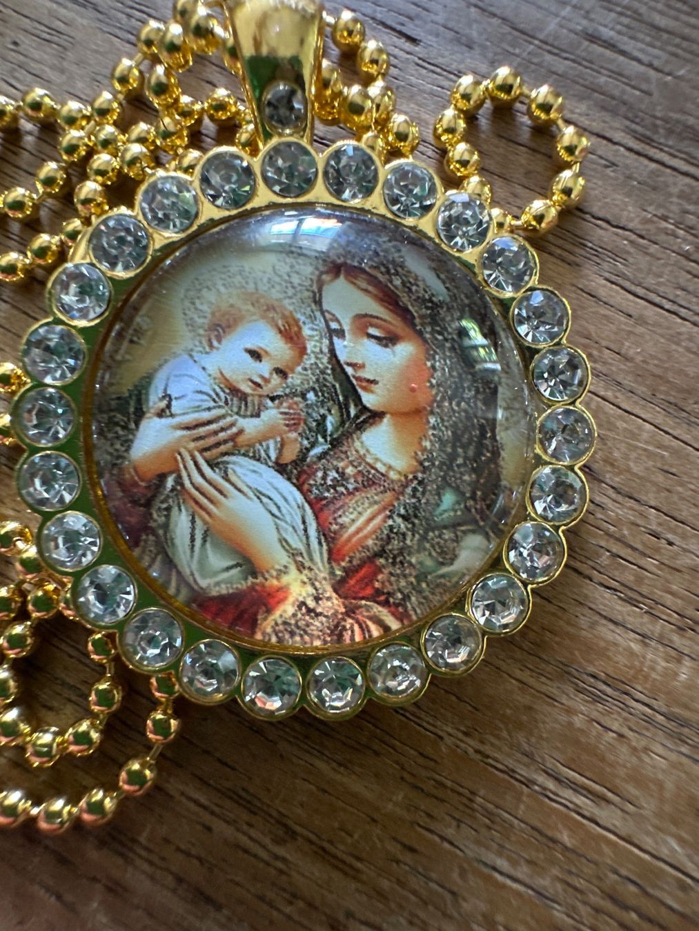 Ciondoli: Kette mit Madonna und Kind – Nuovo (secondo la descrizione) da Trüllikon venduto da angela4444 4