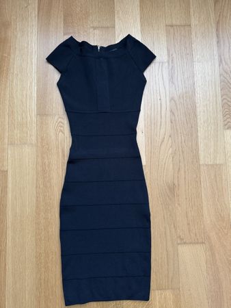 Marciano Guess Kleid, Gr. XS, figurbetont, schwarz!